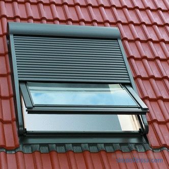 Cena střešního okna na střeše, náklady na instalaci střešního okna na střeše