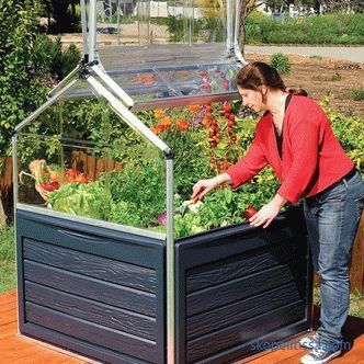 Domácí mini polykarbonátový skleník, mini skleník na zahradu, foto a video