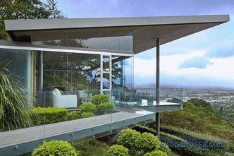 Venkovský dům pro relaxaci s výhledem na město San Jose v Kostarice