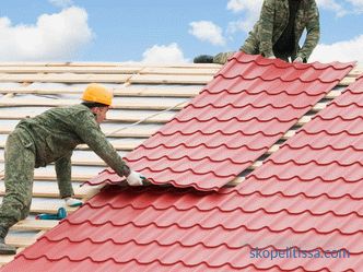 Pokrývačské práce - ceník. Náklady a náklady na opravu střechy a střechy